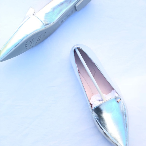 Shoes - Picture 5 of 6